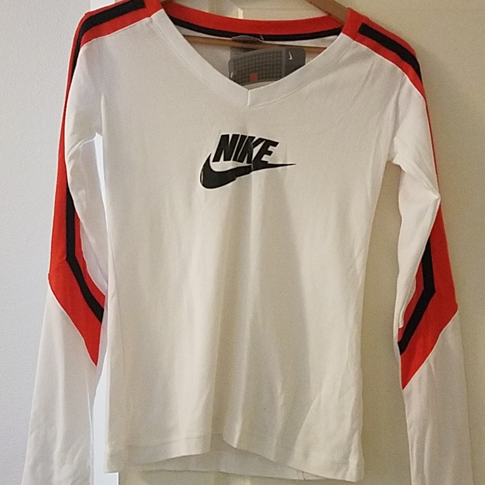 NIKE long sleeves top female white